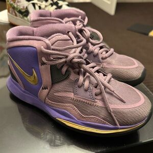 Nike Sneakers Kyrie Infinity Amethyst Wave Sneakers Size 4.5 Purple